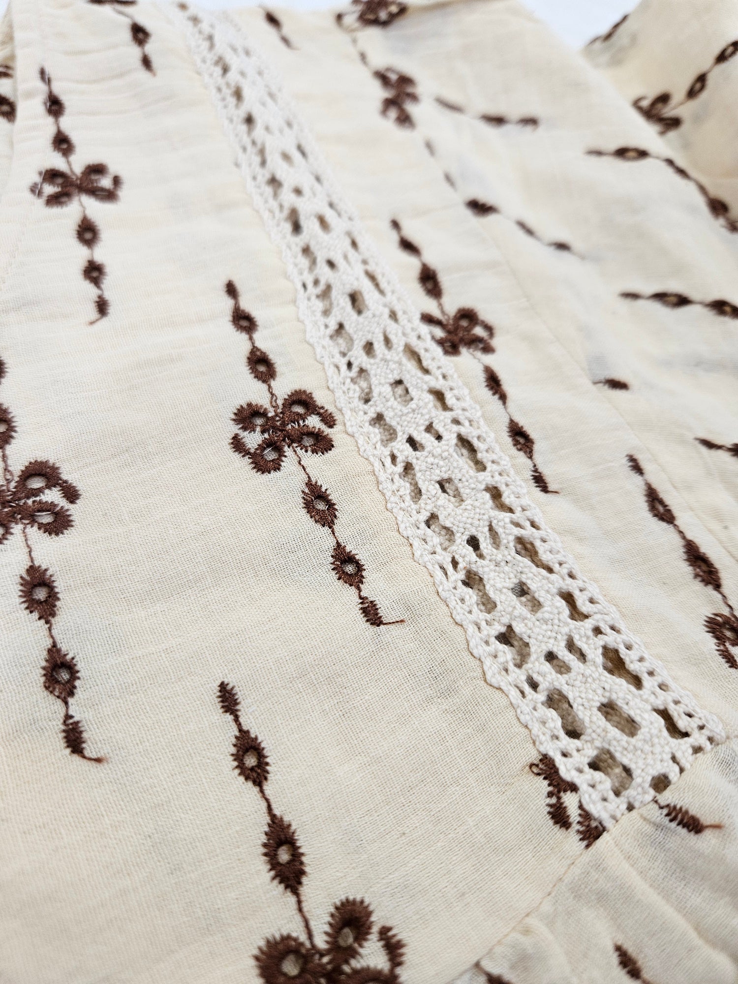 Pablon Broderie Blouse
