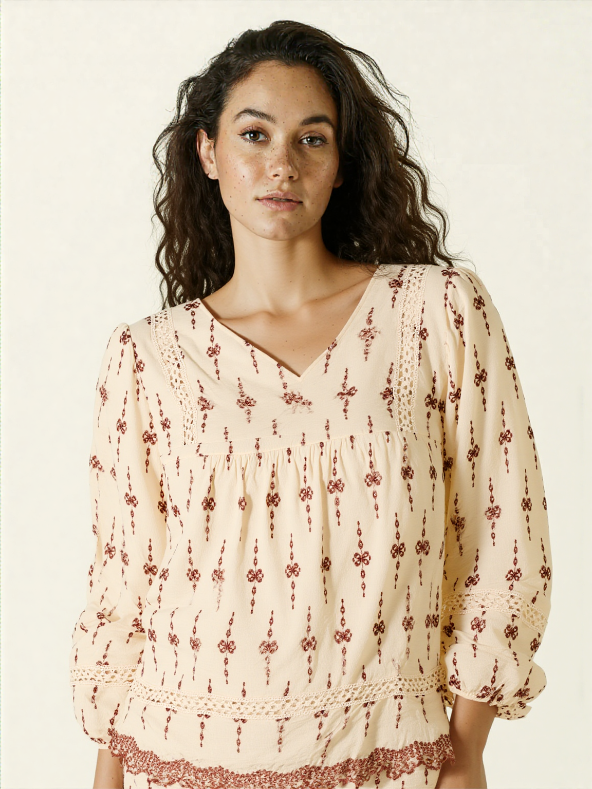 Pablon Broderie Blouse